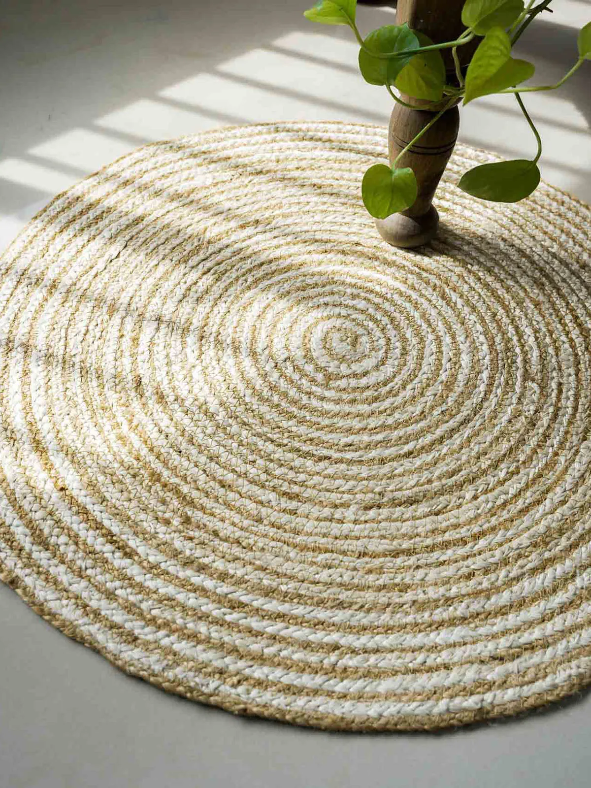 Artisanal Allure Handcrafted Jute Rugs