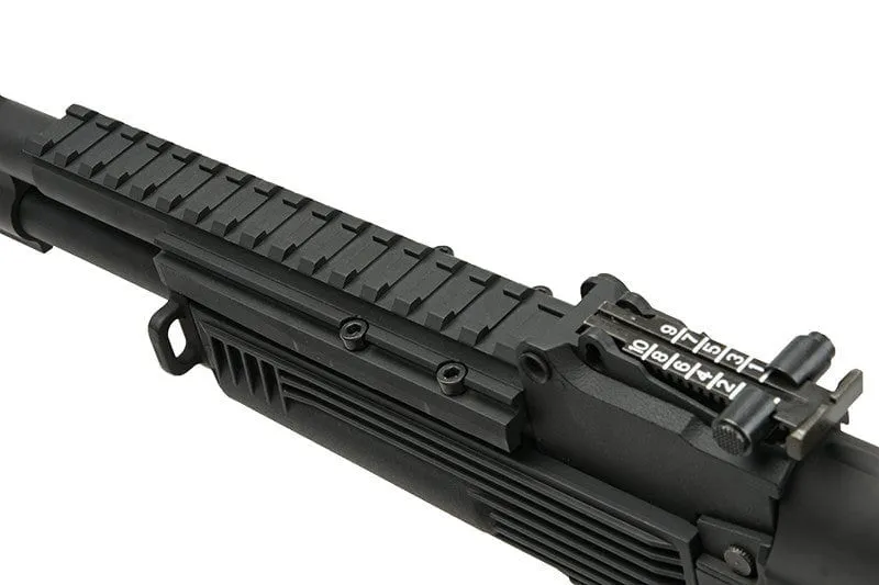 CM040J AK assault rifle