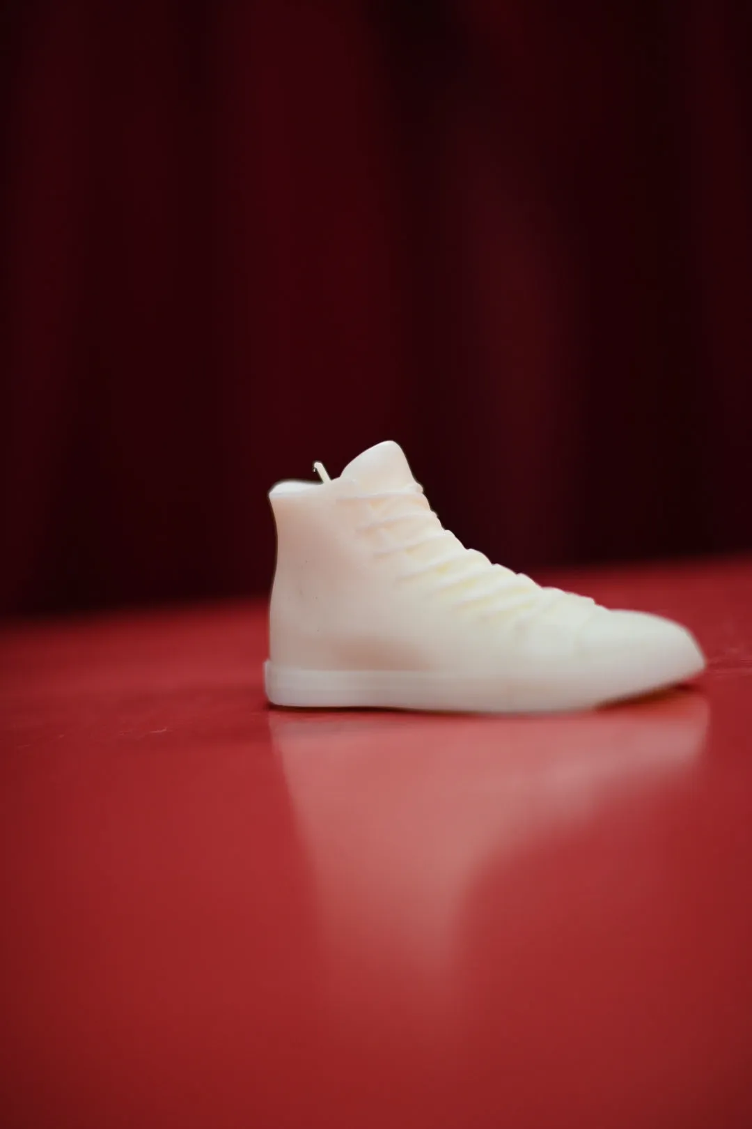 "Converse" Candle Collection