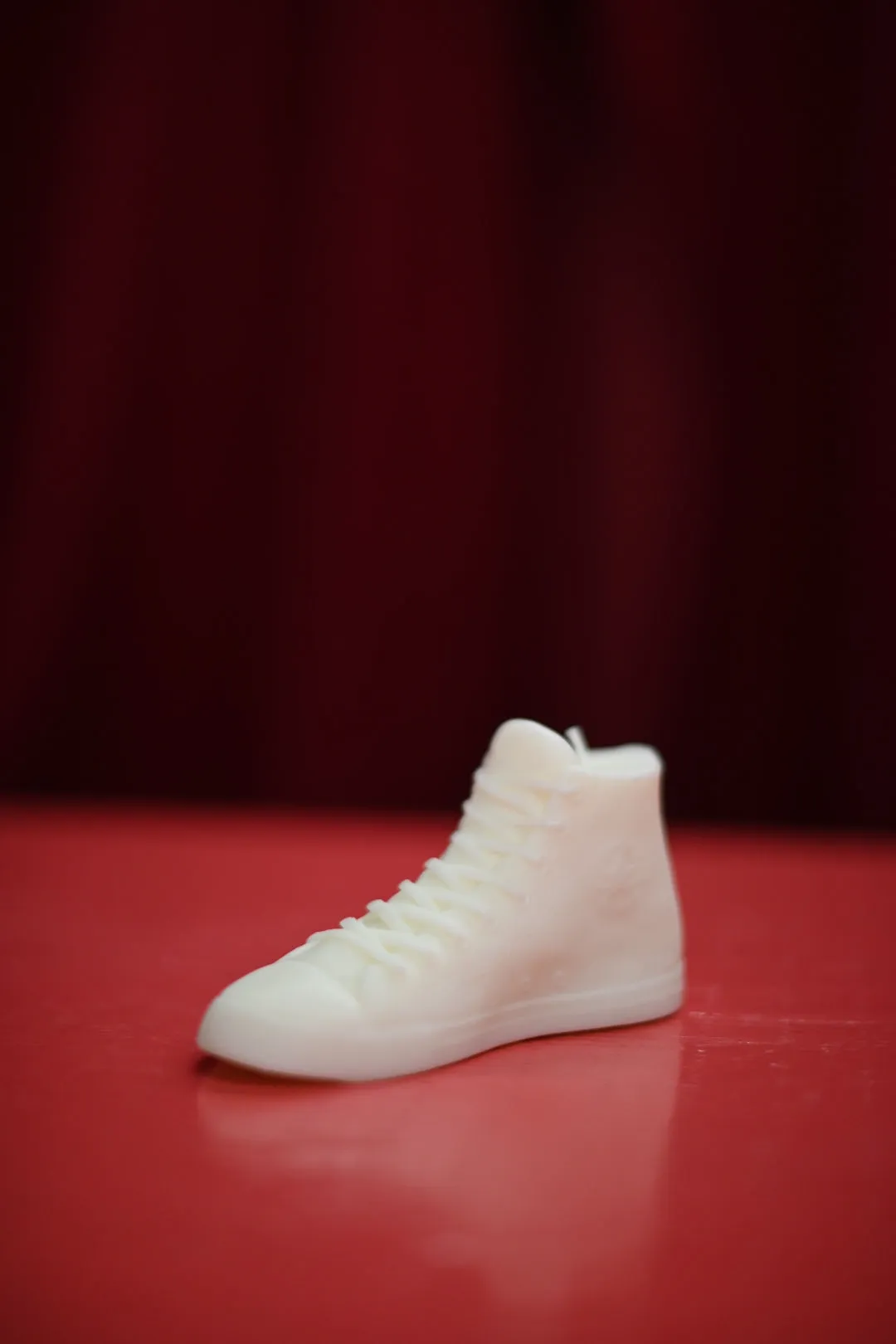 "Converse" Candle Collection